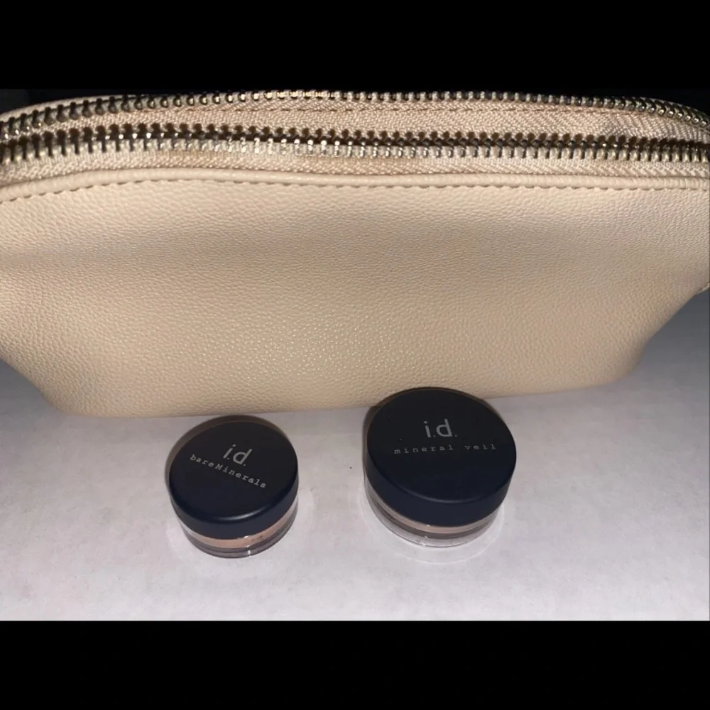 Bareminerals Travel Case Filled w/ Travel Tinted Mineral Veil & Honey Bisque